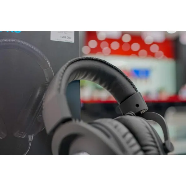 8_tai_nghe_logitech_g_pro_gaming_black__3_0